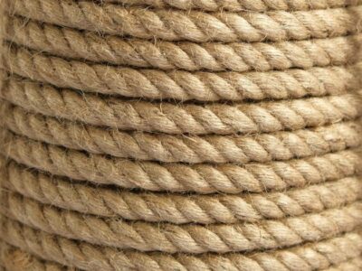 Канат джутовый д.16 мм для отделки швов бревенчатого дома